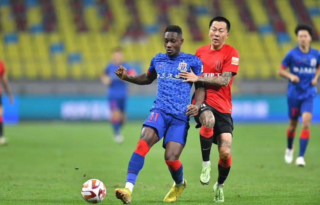 开云娱乐 -关于德甲赛前走向成谜，成都蓉城主帅复盘，底气十足，赛季目标并未改变的信息